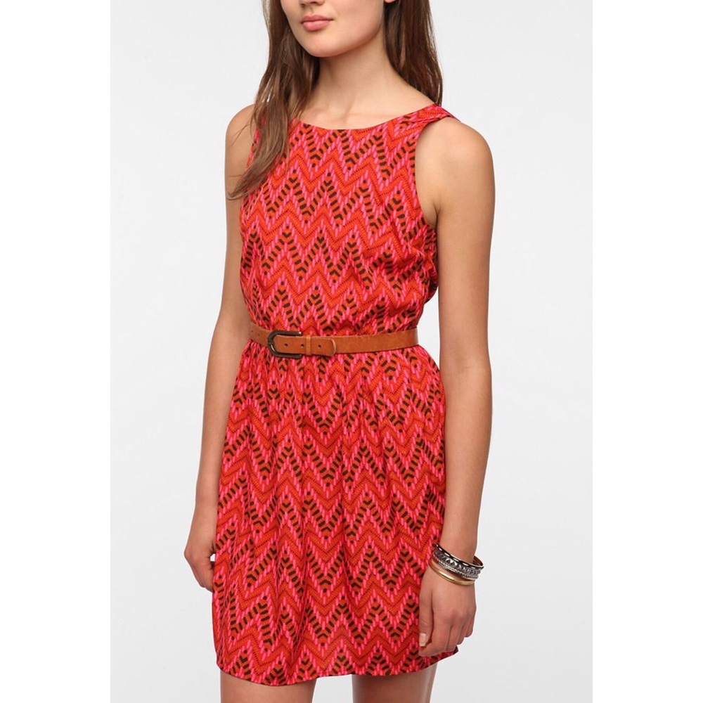 Jack by BB Dakota - Silky Aiko Dress (red chevron)